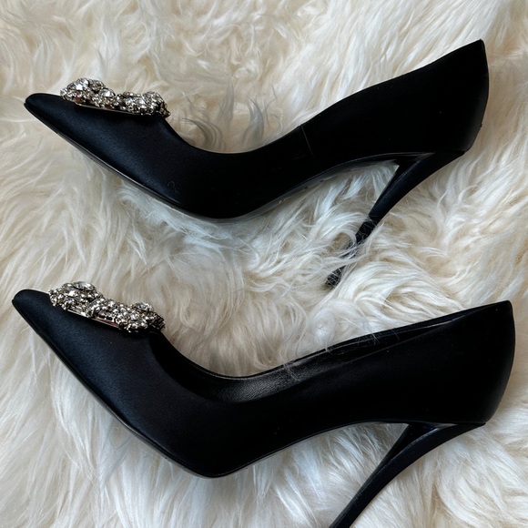 Roger Vivier Strass Buckle Pumps in Satin - Picture 12 of 14